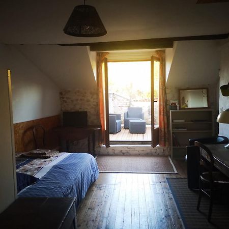 Chambres Avec Salle De Bains Et Cuisine En Centre Ville Argenton Sur Creuse Extérieur photo
