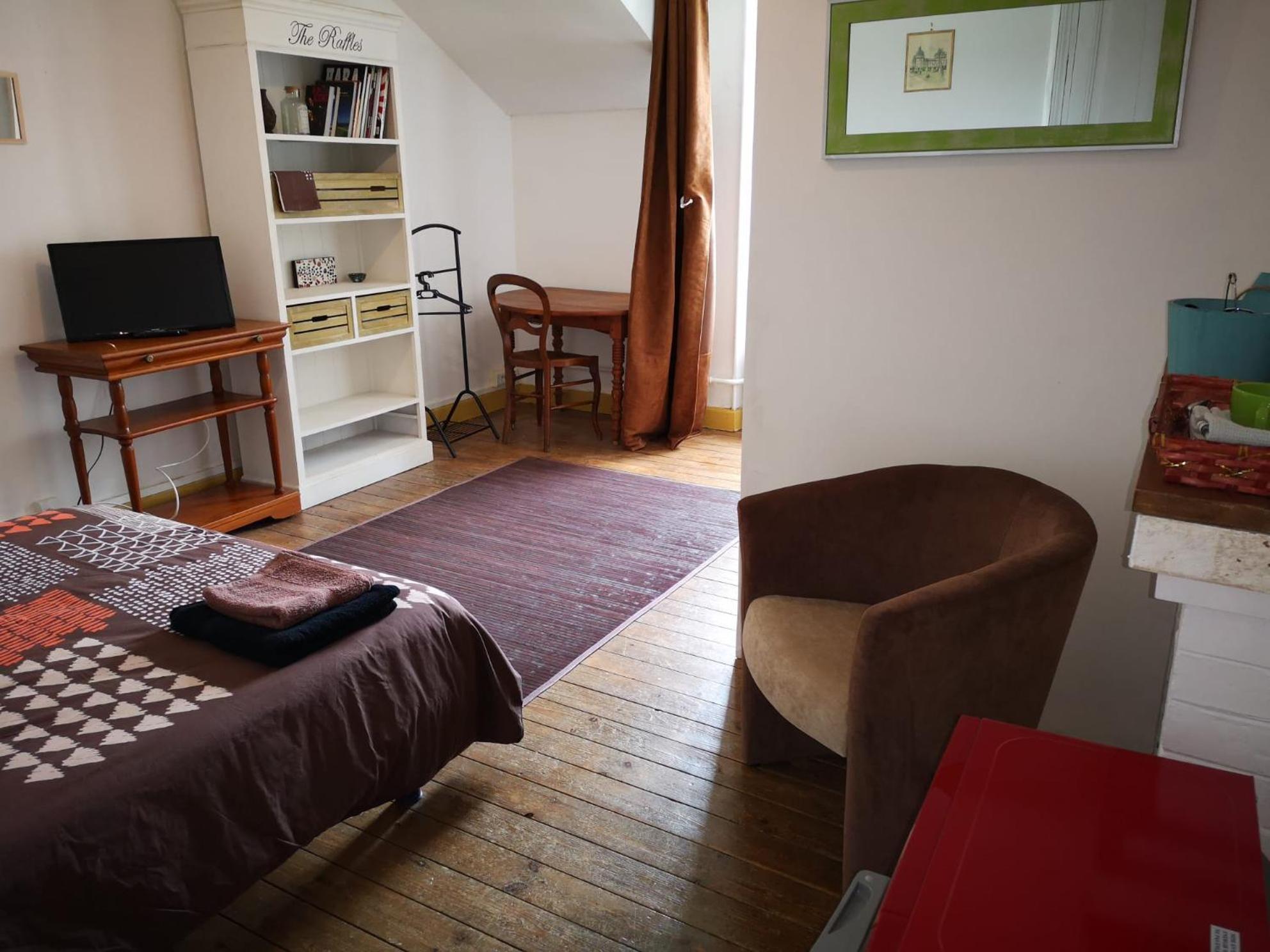 Chambres Avec Salle De Bains Et Cuisine En Centre Ville Argenton Sur Creuse Extérieur photo