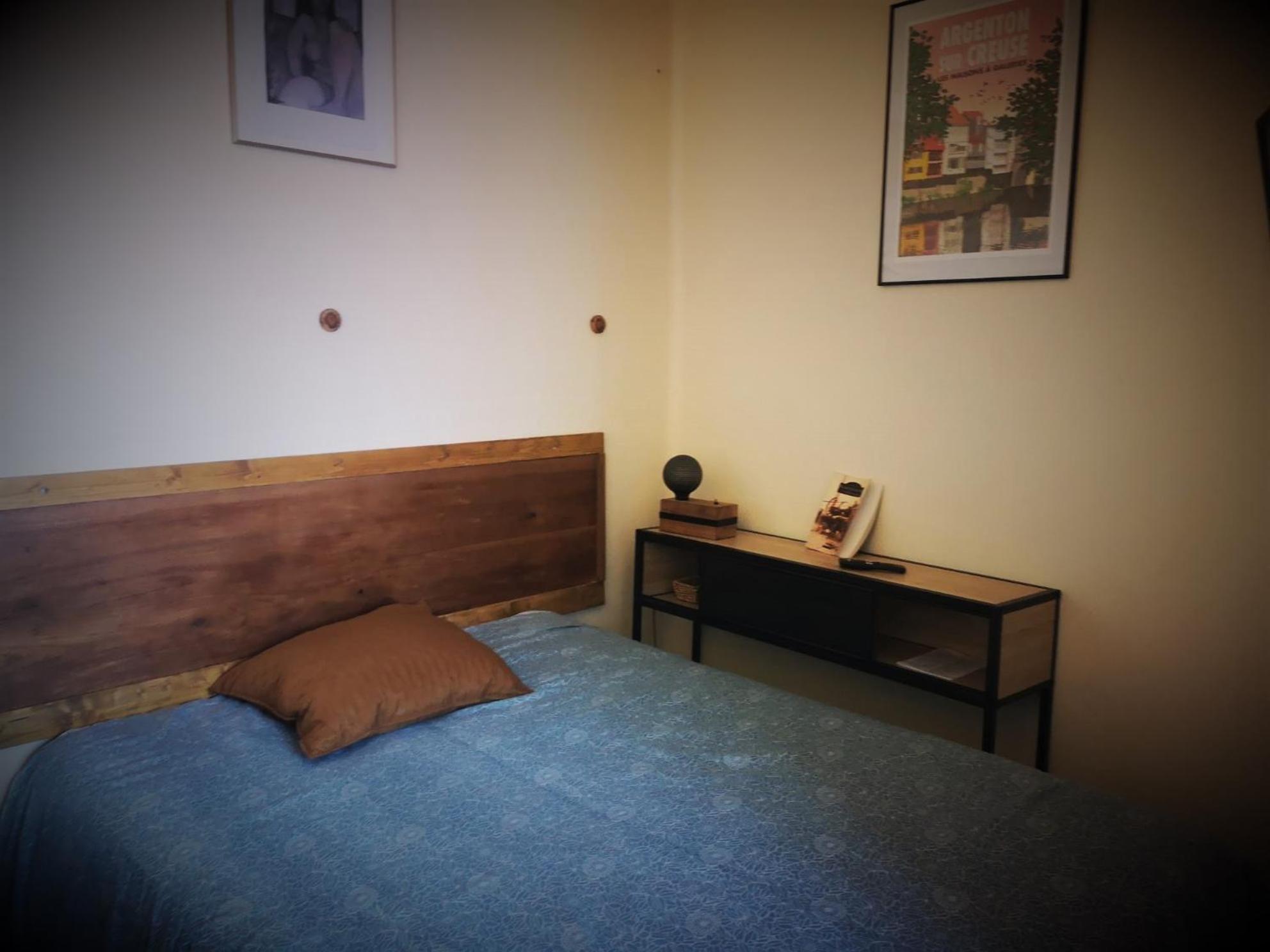 Chambres Avec Salle De Bains Et Cuisine En Centre Ville Argenton Sur Creuse Extérieur photo